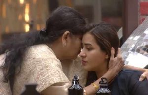 Bigg Boss 11: Shilpa Shinde's Mother Feels Her Daughter Might Win The Show