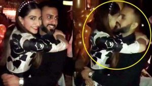Video Alert! Sonam Kapoor And Anand Ahuja Indulge In Cute PDA At New Year's Party In Paris