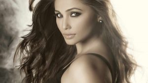 Race 3 Star Daisy Shah's Instagram Posts Are Winning Our Hearts