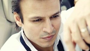 Anupam Kher Lauds Vivek Anand Oberoi's Charitable Work!
