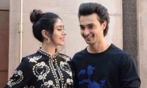 Aayush Sharma And Warina Hussain Create A Splash In Nagpur During Loveyatri Promotions
