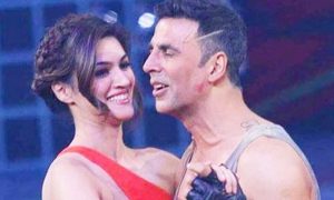 Akshay Kumar Is All Praises Of Kriti Sanon As She Recreates His Song