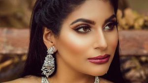 Meet Farhana Bodi- The New Age Social Media Star