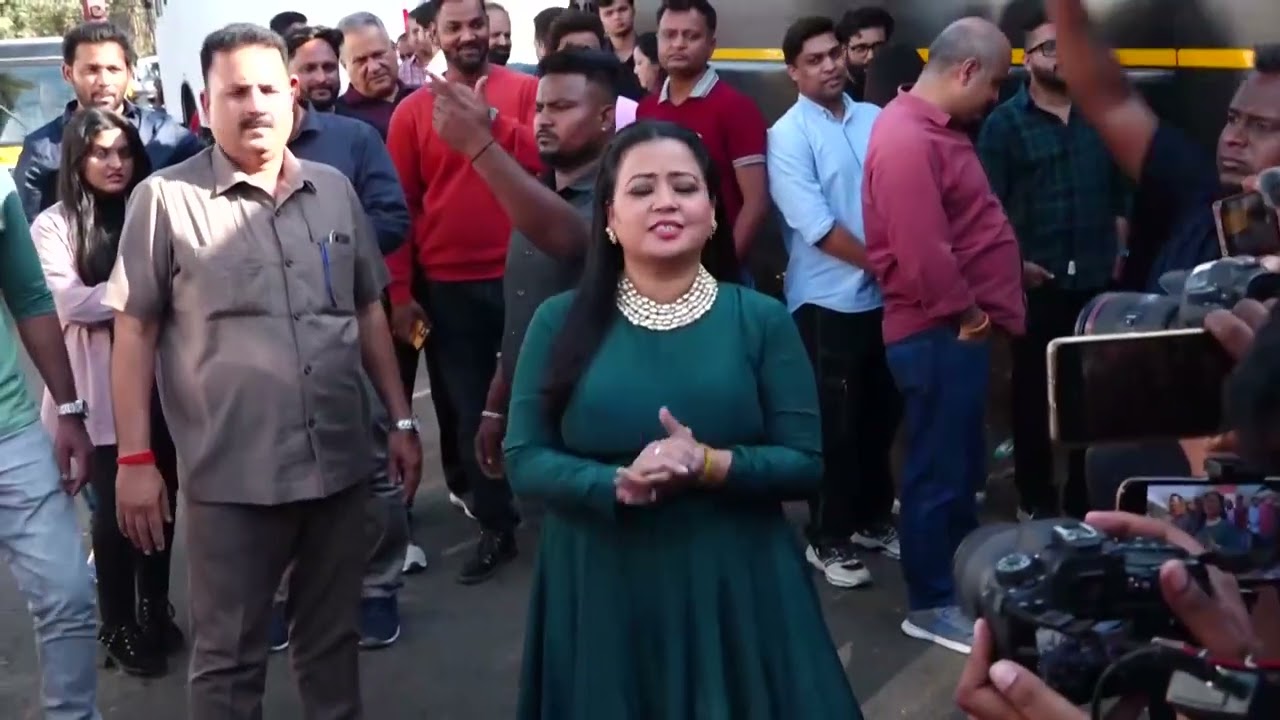 Videos : Bharti Singh Spotted At Big Boss Set